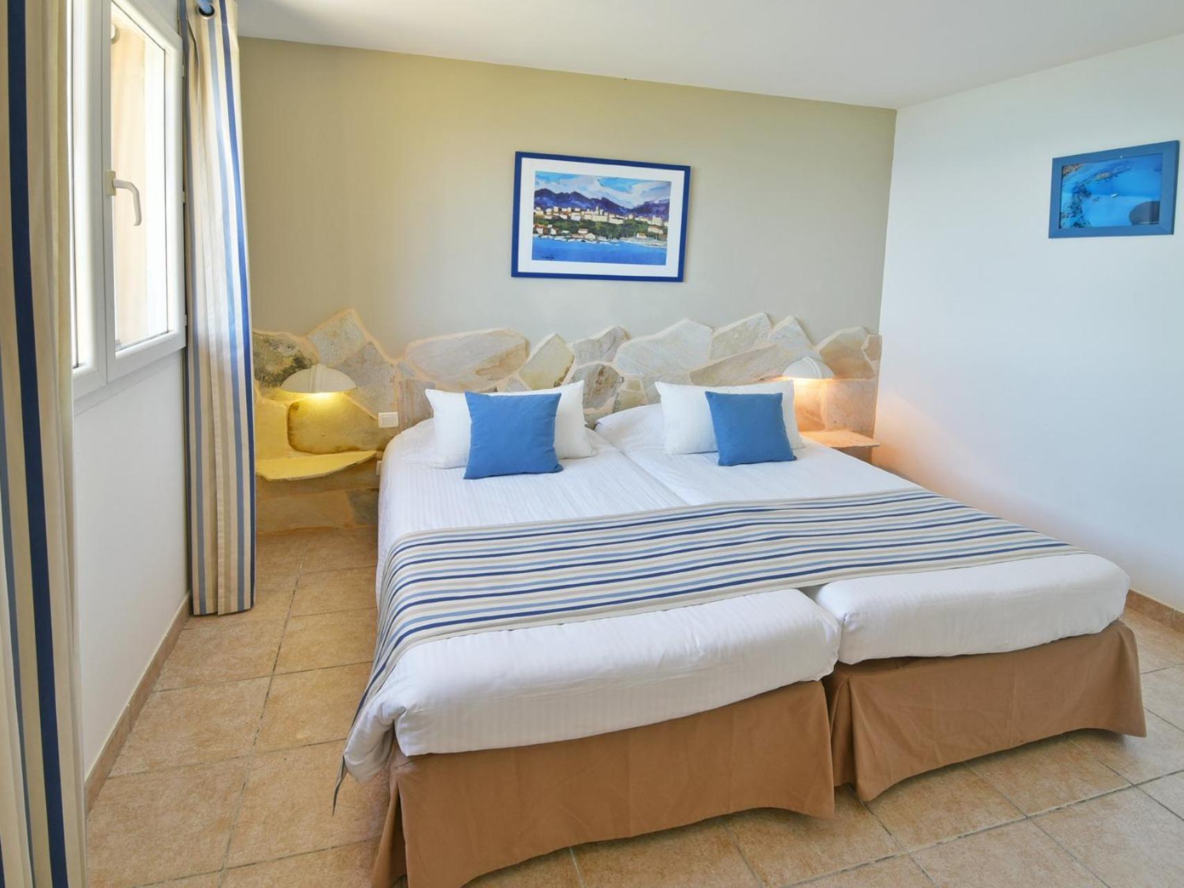 La Cote Bleue Villa Sainte-Lucie de Porto-Vecchio Room photo