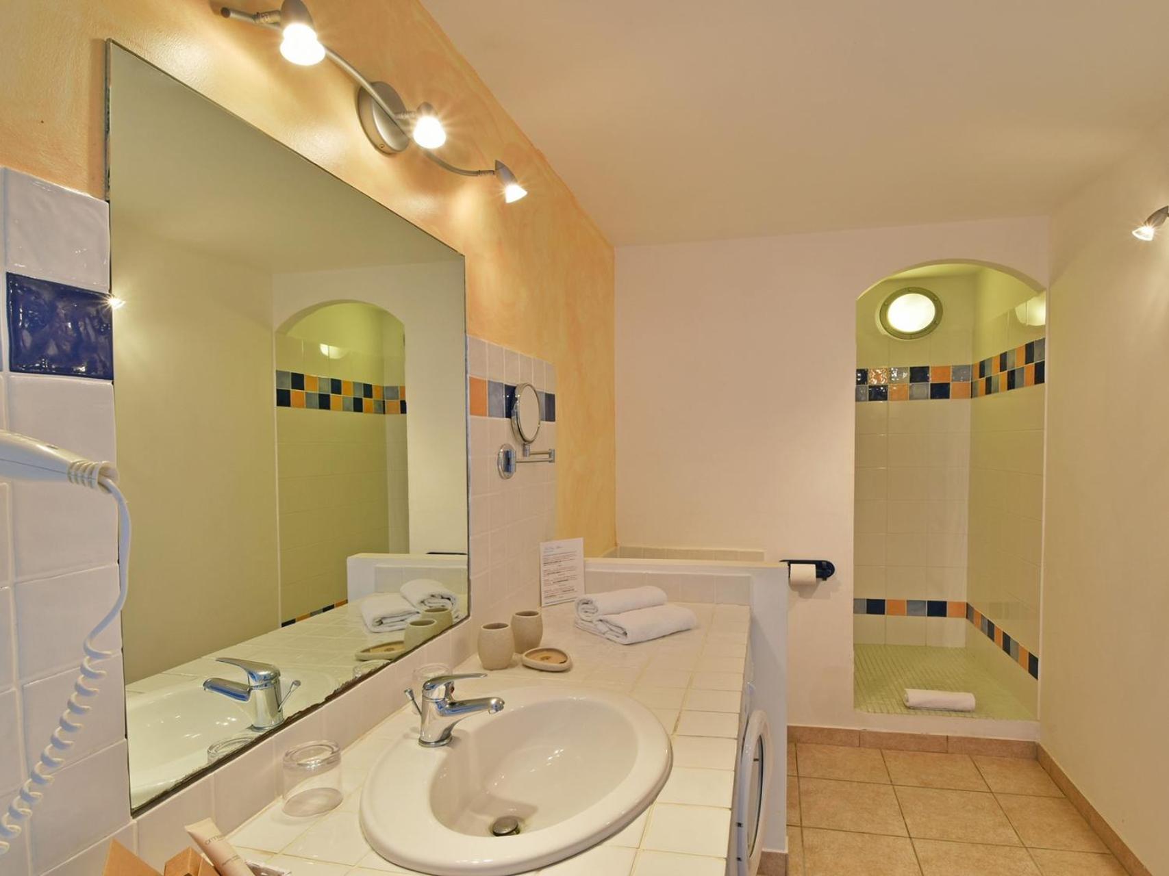 La Cote Bleue Villa Sainte-Lucie de Porto-Vecchio Room photo